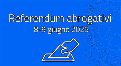 Mano che inserisce una scheda votante all'interno di un urna per elezioni.